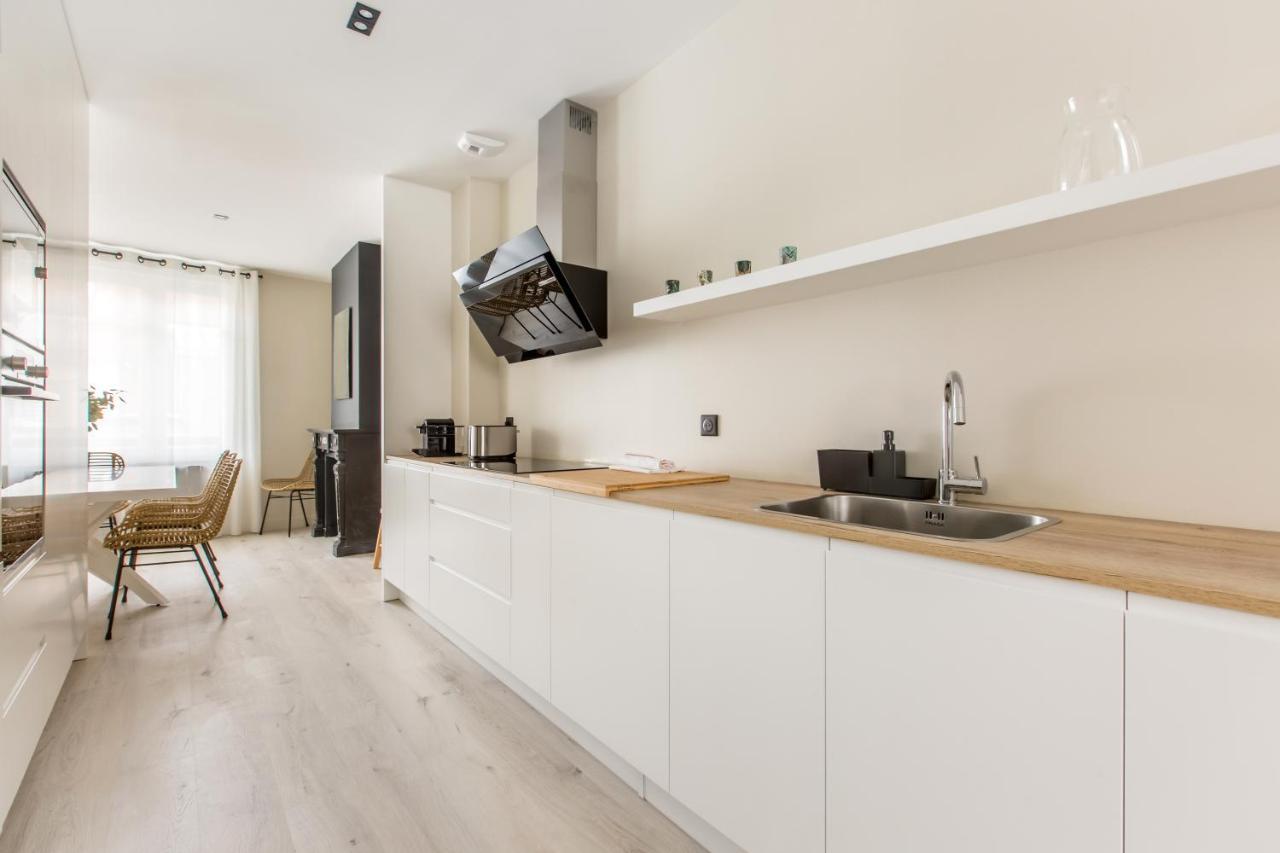 Appartement Spacieux Et Moderne 4 Chambres A 5Mn A Pieds Republique Lille Luaran gambar